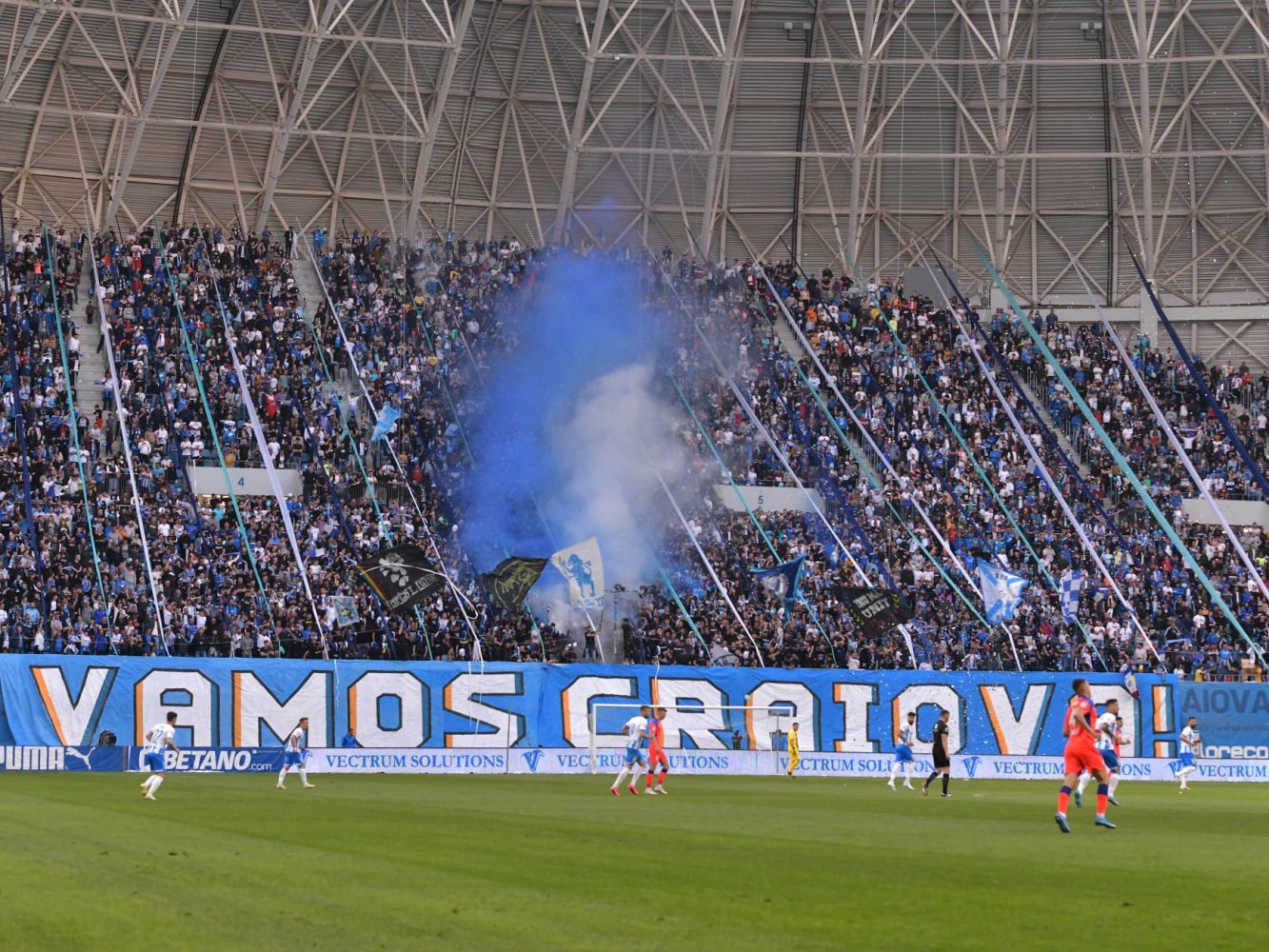 Sunt aşteptaţi circa 20.000 de fani la meciul “U” Craiova – Maribor