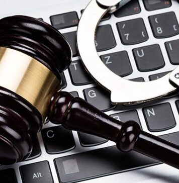 La graniţa dintre libertatea de exprimare şi protejarea reputaţiei online!