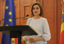 Chişinău: Maia Sandu nu mai ştie cum să protejeze democraţia!