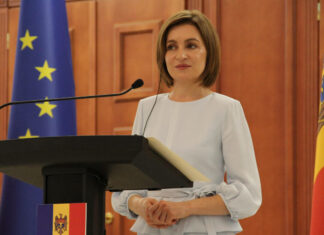 Chişinău: Maia Sandu nu mai ştie cum să protejeze democraţia!
