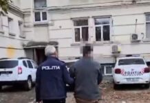A tâhărit un bătrân și a fost reținut de polițiștii doljeni