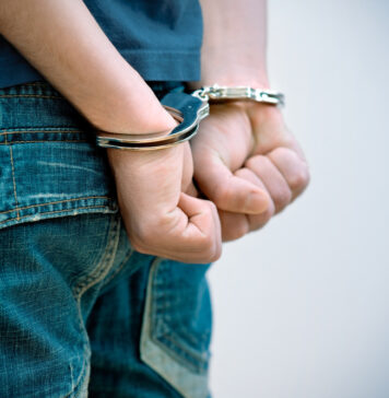 Minori din Craiova, arestați preventiv pentru tâlhărie calificată