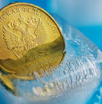 Război în Ucraina: Macron readuce în discuţii negocierile privind activele ruseşti