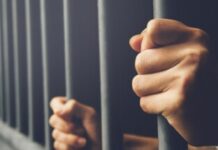 Acuzat de viol și pornografie sexuală, după ce a făcut sex cu o minoră pe care a și fotografiat-o