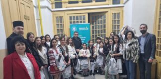 “Magia Crăciunului”, oferită de elevii Școlii Gimnaziale din Țuglui