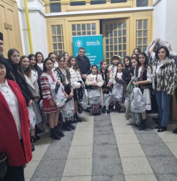 “Magia Crăciunului”, oferită de elevii Școlii Gimnaziale din Țuglui