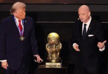 FIFA l-a premiat pe Donald Trump