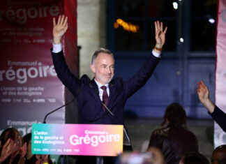 Alegeri municipale (Franţa): Socialiştii păstrează Parisul Image