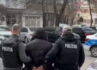 Au înșelat o craioveancă prin metoda “Accidentul”