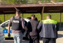 A sărit la bătaie și a “aterizat” în brațele polițiștilor