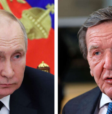 Gerhard Schroder s-a întâlnit ieri cu Vladimir Putin la Kremlin