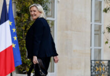 Franţa: Marine Le Pen a plecat spre Elysee