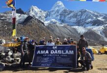 Nepal: Un alpinist german a decedat după ce a căzut despre Ama Dablam